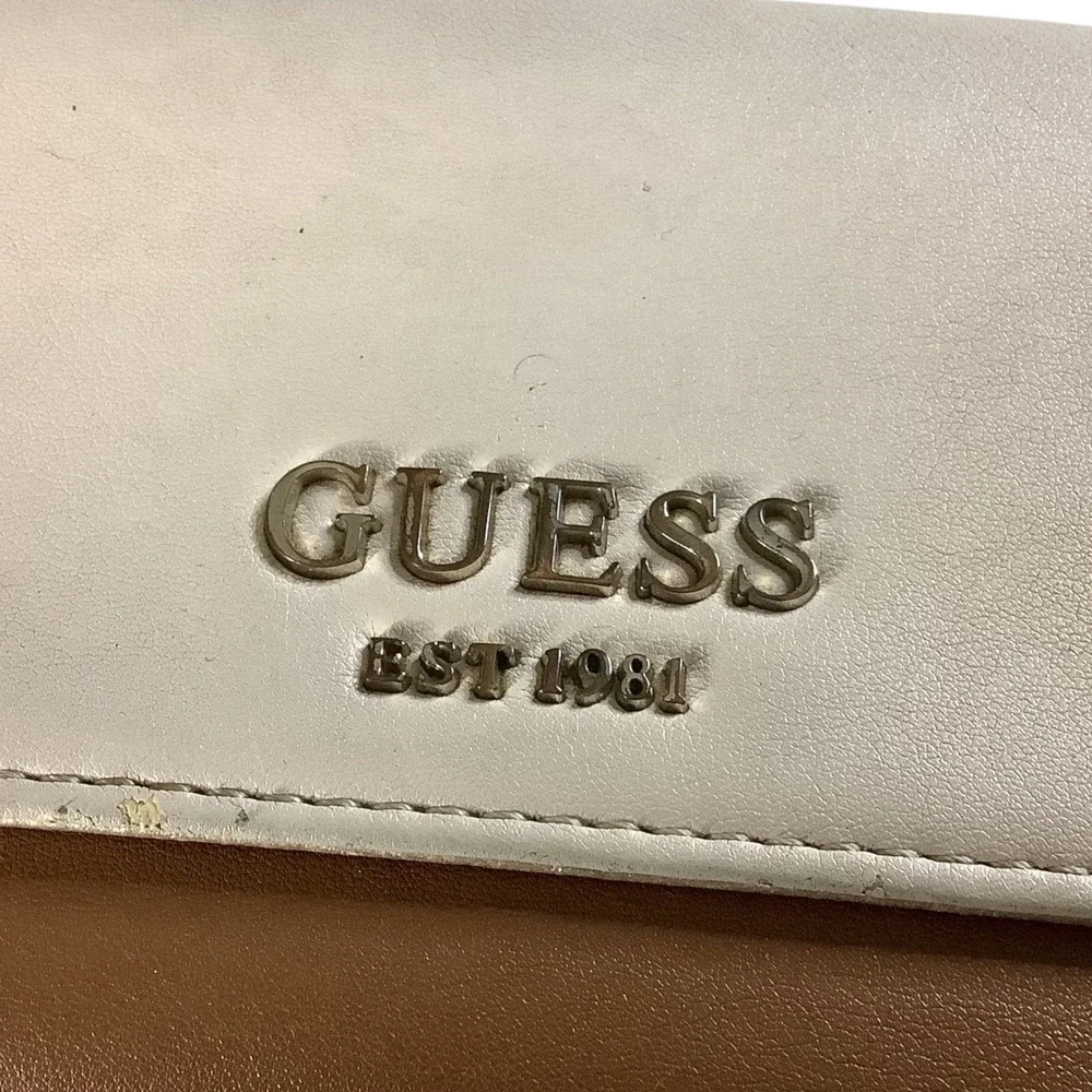 GUESS Tri-Fold Wallet Womens Tan Cream Black Colorblock Logo Faux Leather